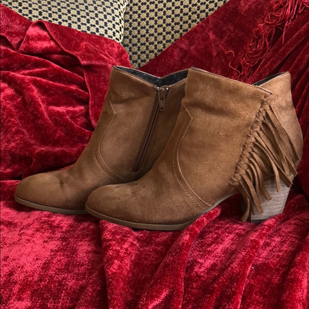 Camel / Tan Side Fringe Ankle Booties